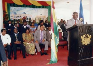 President Kufuor addressing the press